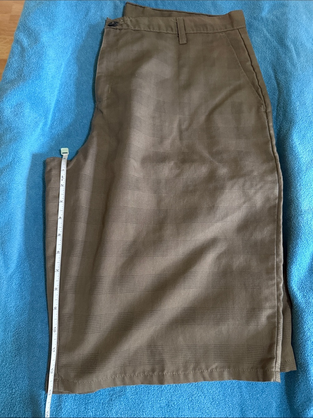 Dickies Brown Flat Front Men’s Shorts